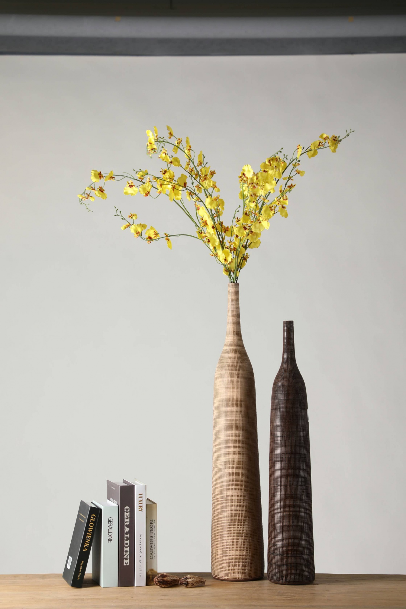 Another fine-grained long-neck African rattan style resin craft vase