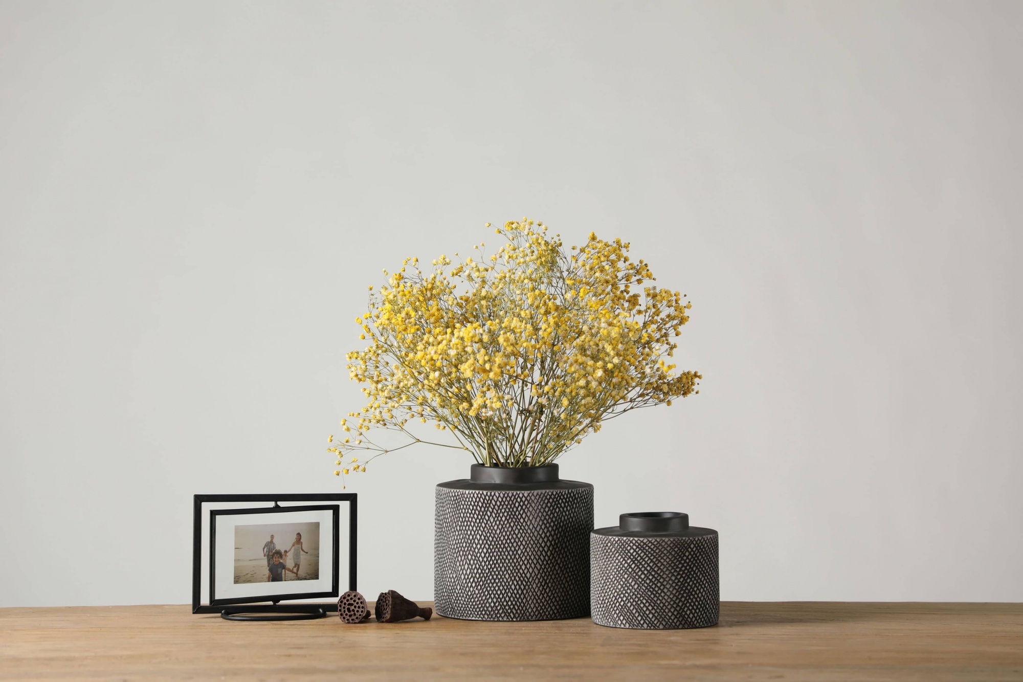 Modern Nordic Home Hotel Decoration Ornament Small Resin Vase Gift Vintage Antique Home Decor Handmade Art Flower Vase