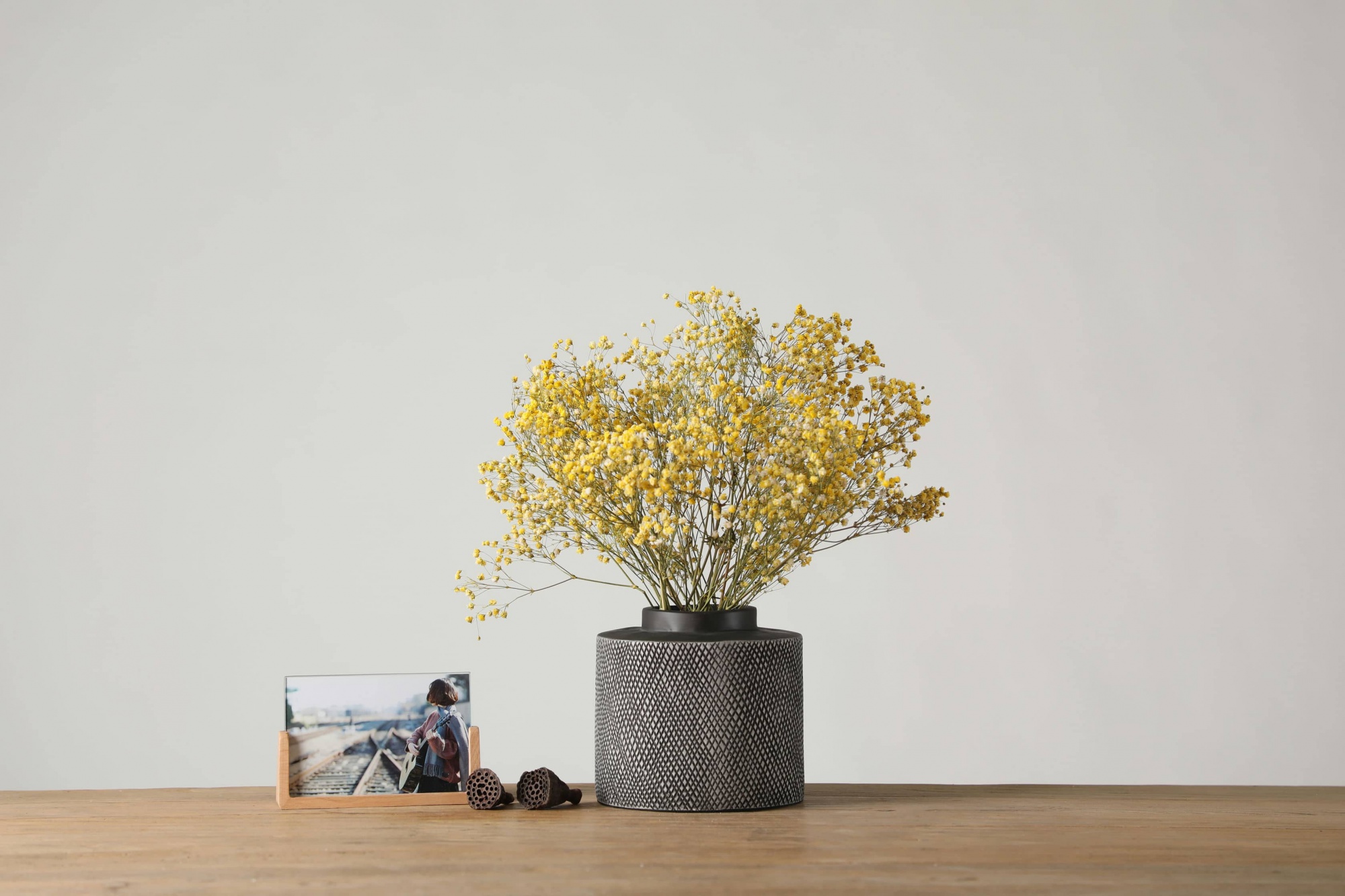 Modern Nordic Home Hotel Decoration Ornament Small Resin Vase Gift Vintage Antique Home Decor Handmade Art Flower Vase