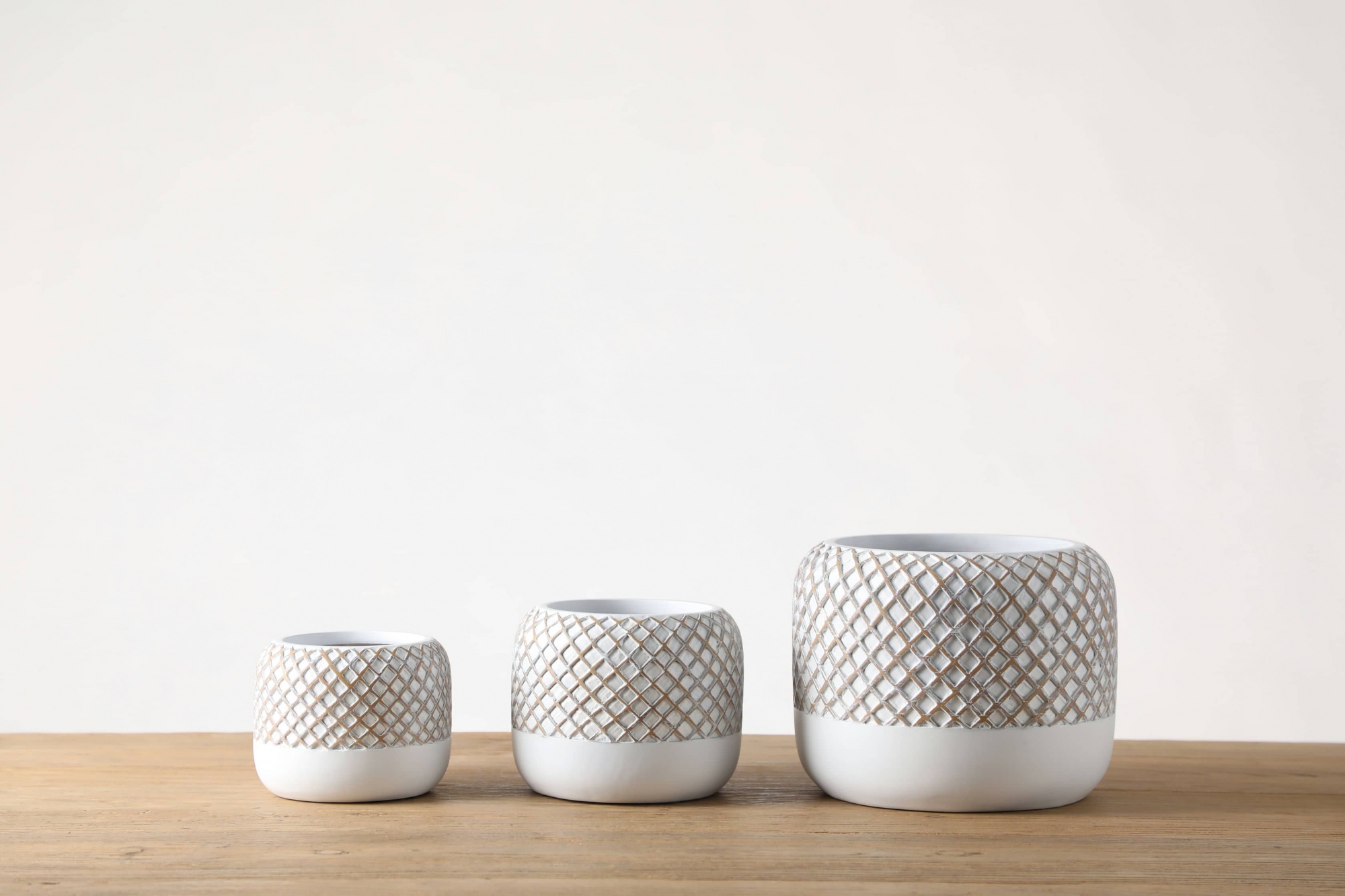 Nordic creative white large indoor planter pot handmade resin planter flower pots home garden balcony flower pots