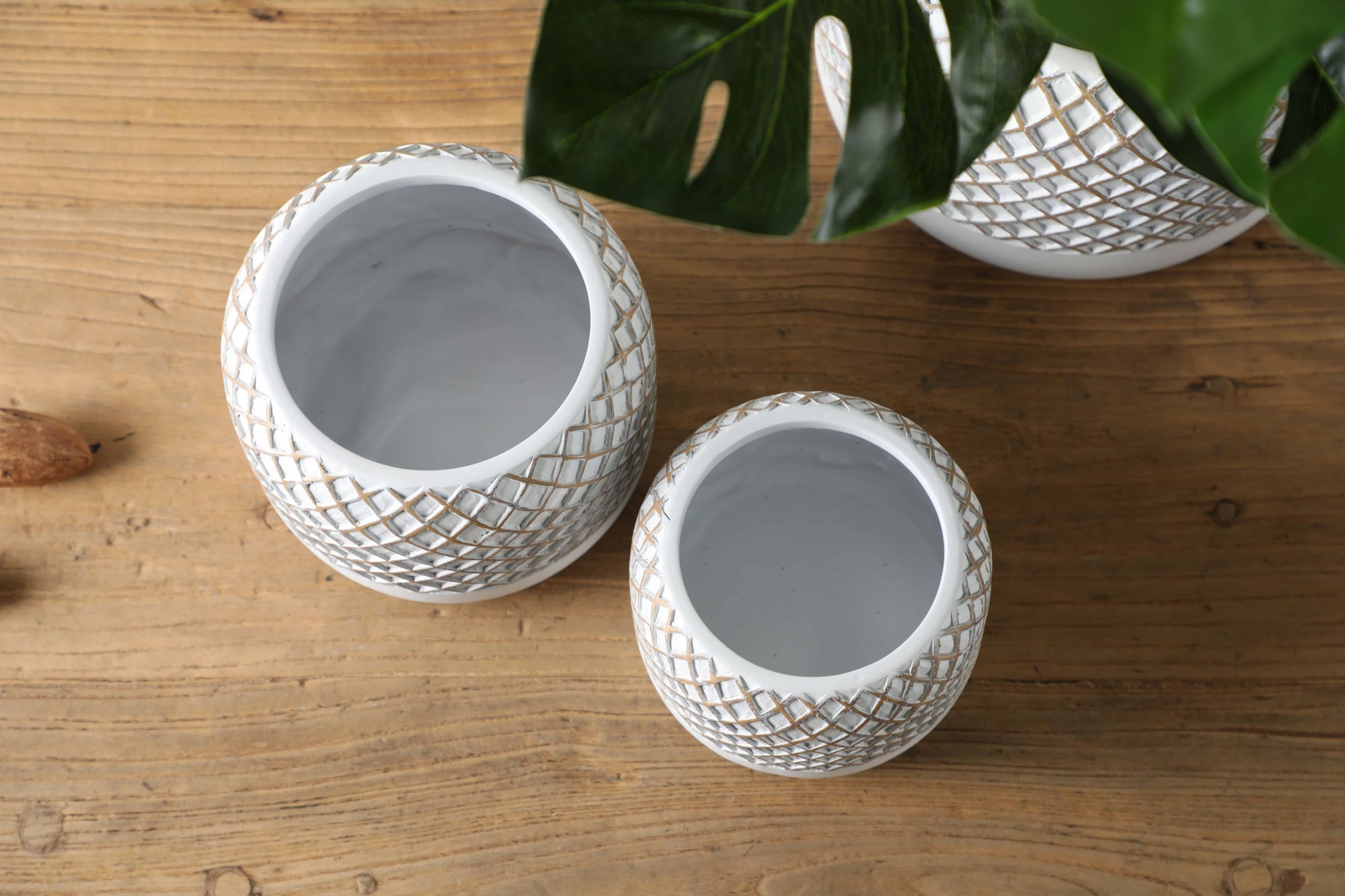 Nordic creative white large indoor planter pot handmade resin planter flower pots home garden balcony flower pots
