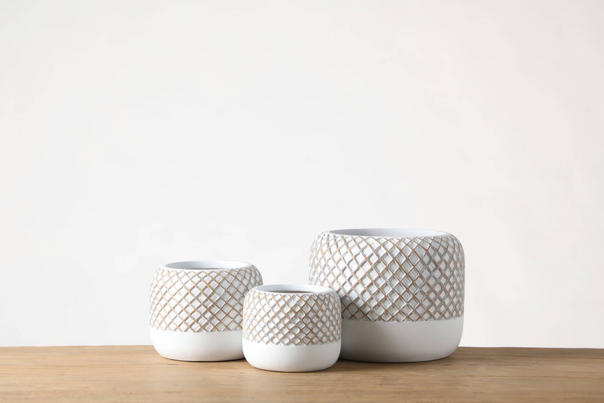Nordic creative white large indoor planter pot handmade resin planter flower pots home garden balcony flower pots