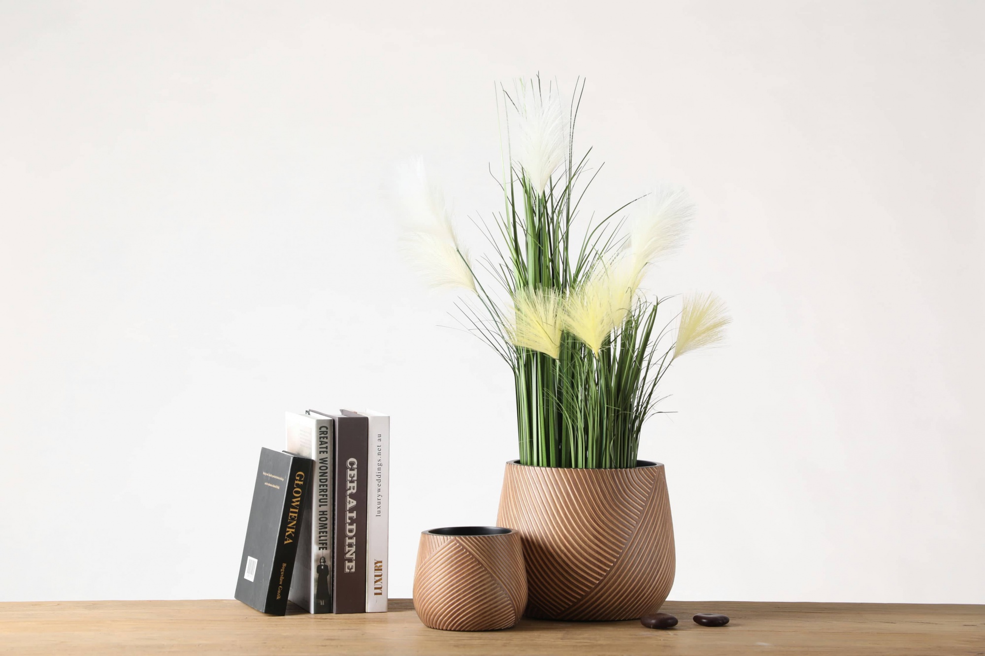 Factory Direct Large Size Resin Garden Planter Big Flower Pots Home Garden Balcony Decoration Flower Pots