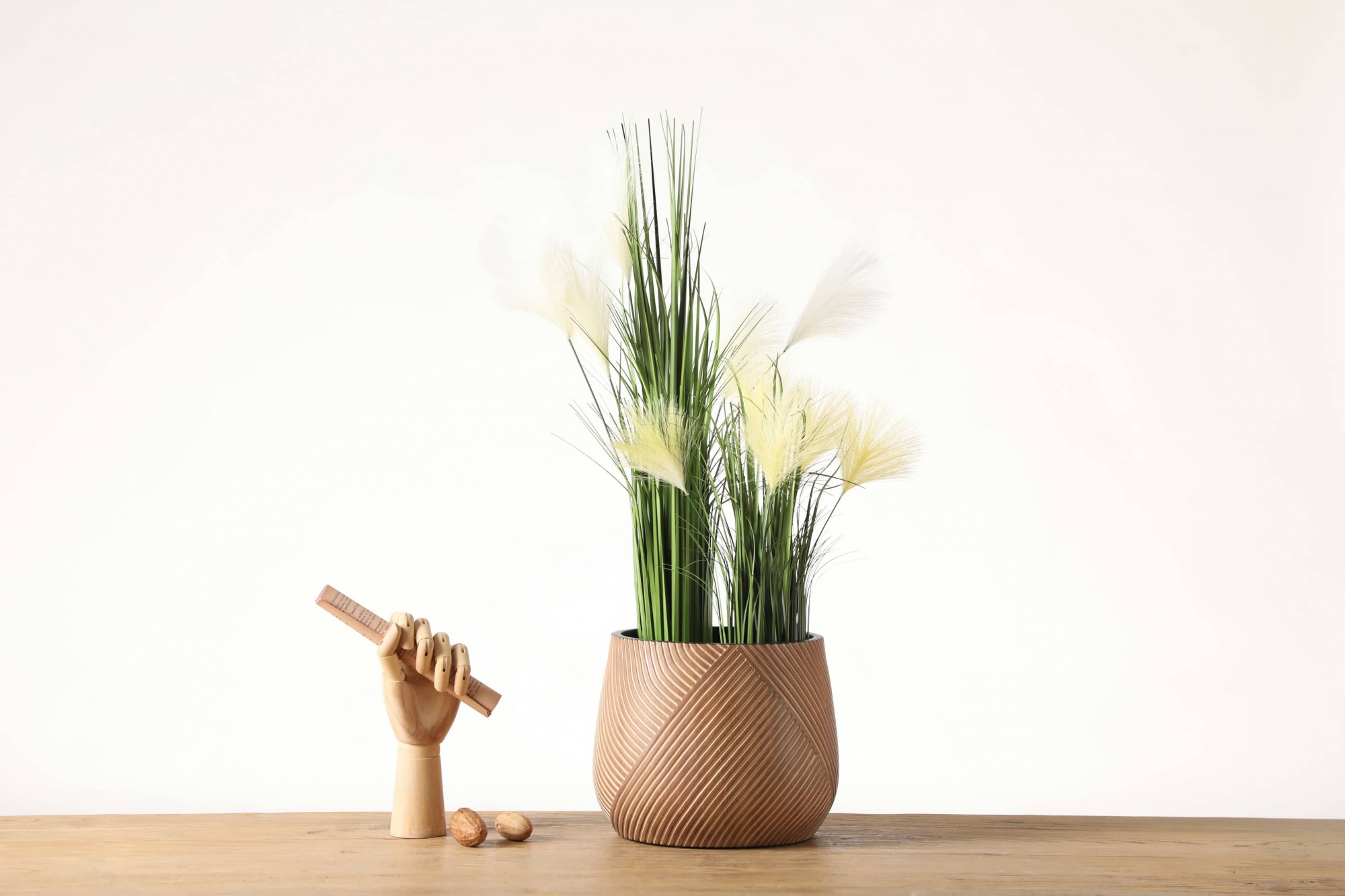 Factory Direct Large Size Resin Garden Planter Big Flower Pots Home Garden Balcony Decoration Flower Pots