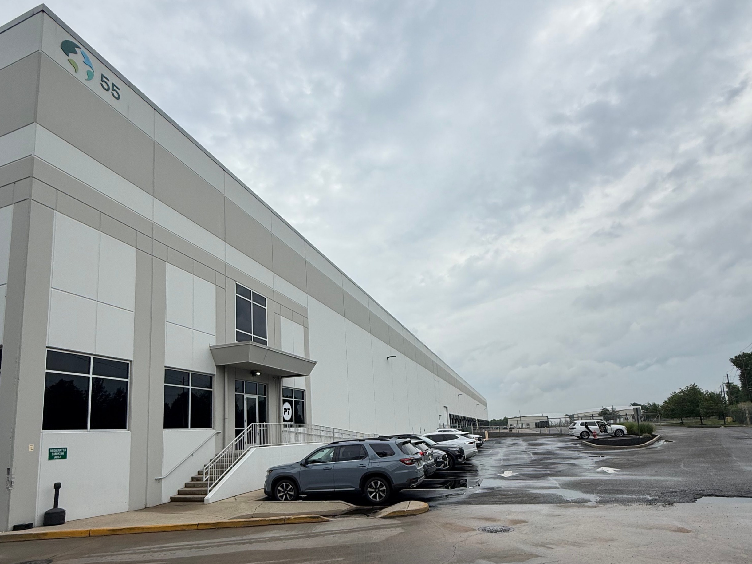 Warmly Celebrating the Grand Opening of Our New Jersey East Coast Warehouse!