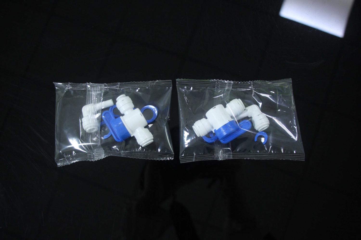 XK-B864T4盘拖斗式包装机