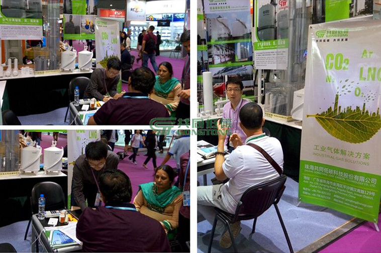 Employees participated in the 118th Canton Fair in 2015