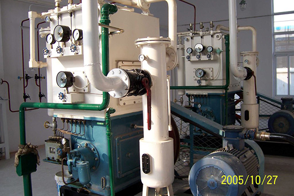 Dissolving acetylene equipment