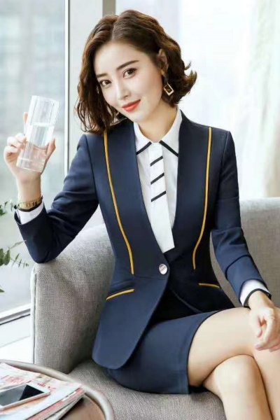 女式西装