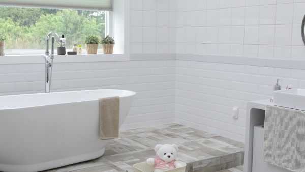 Bathroom1