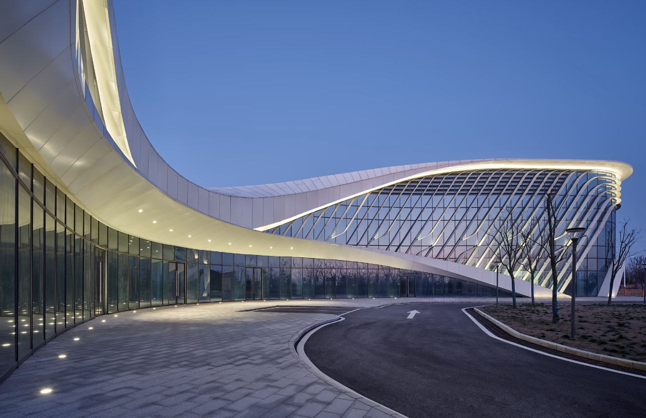 What is a Hyperbolic Aluminum Panel?