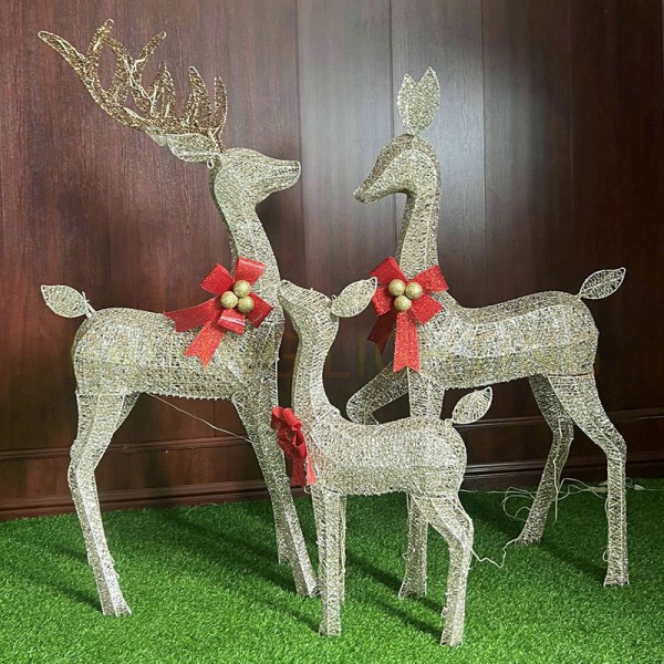3D reindeer light off (2)
