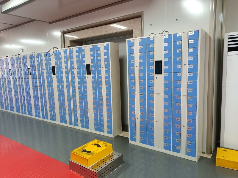 人脸识别式手机寄存柜