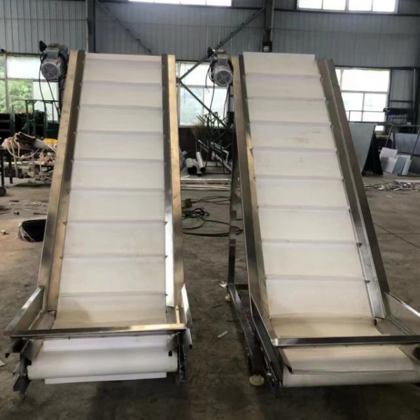 Climbing Conveyor Belt