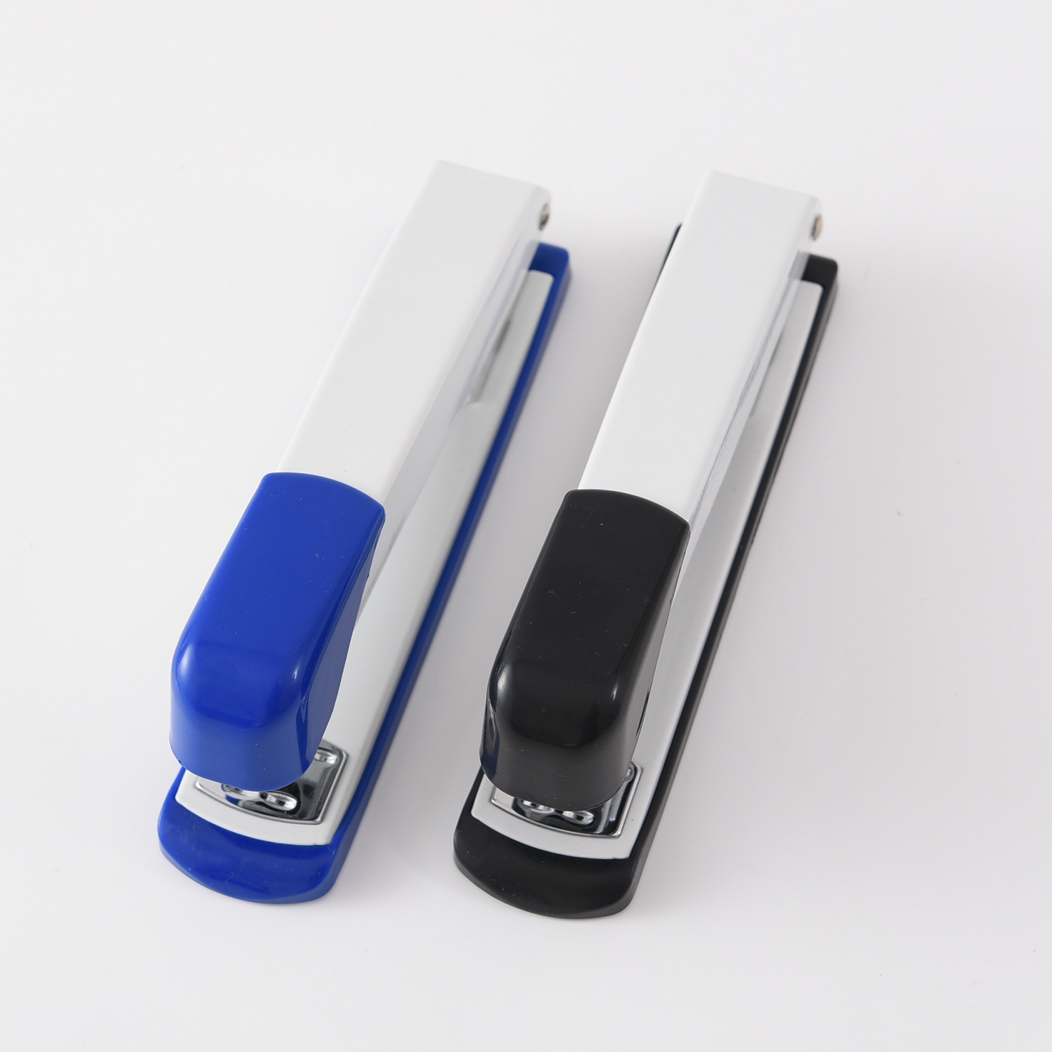 0635Office stapler