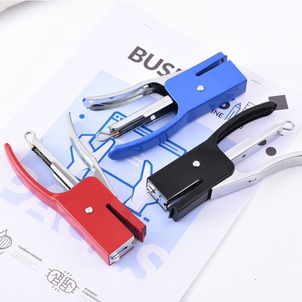  0210Hold stapler