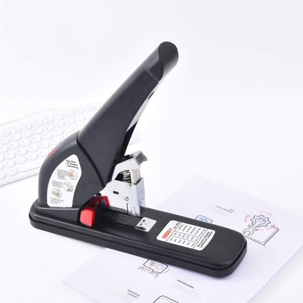 0628 Heavy duty stapler