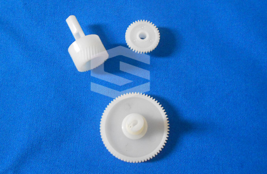 POM gear injection mold
