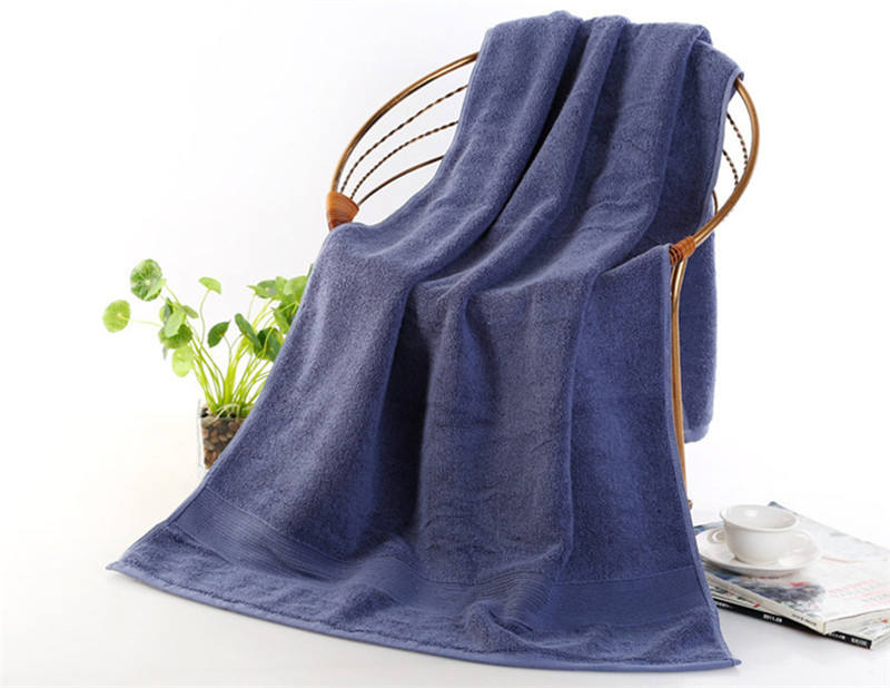 100% 纯棉沙滩巾 650g 厚豪华毛绒固体水疗 70x140cm 成人浴巾