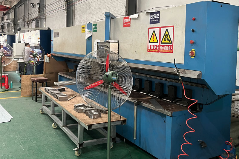 Groove planer 