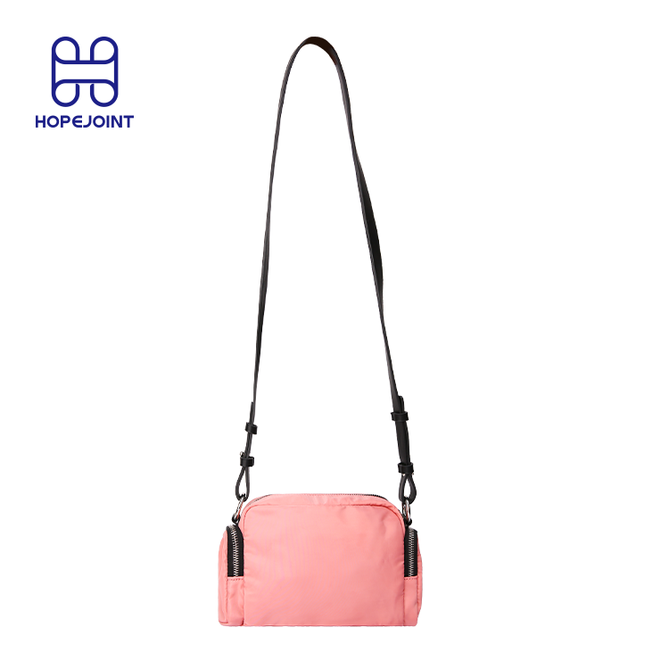 DAILY CROSS BODY BAG