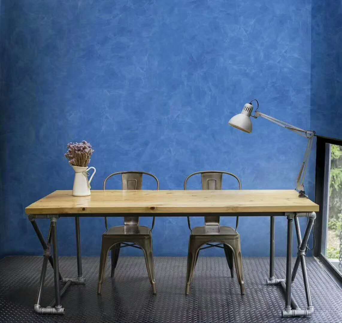 What are the minor details and techniques that need to be paid attention to before using artistic paint?