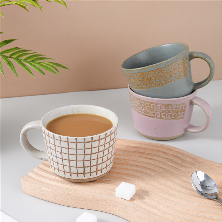Coarse pottery patterned cups, mugs and coffee cups