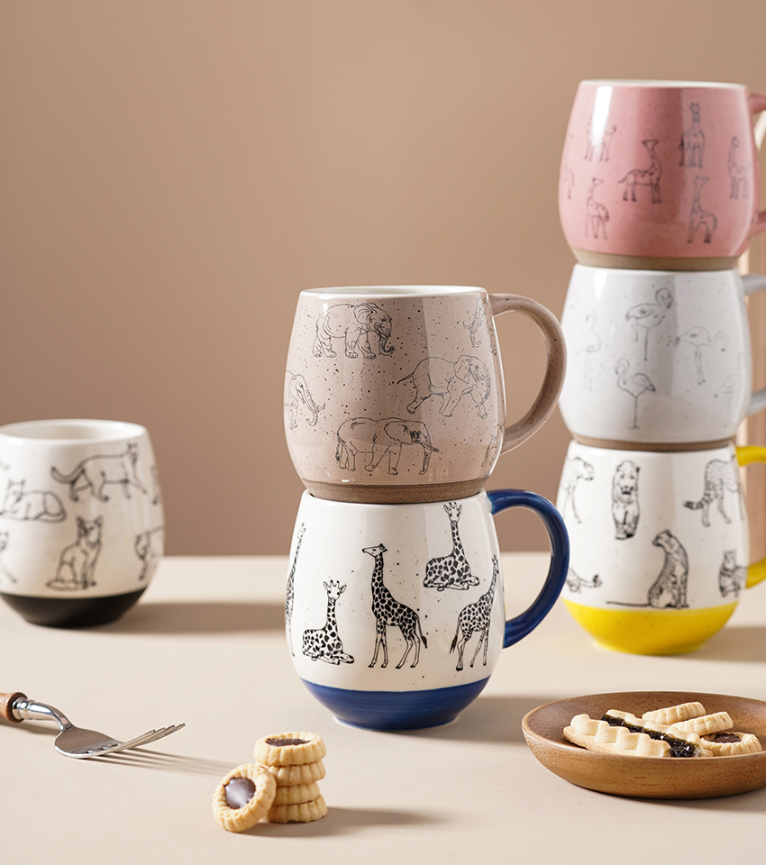Ceramic giraffe mug series