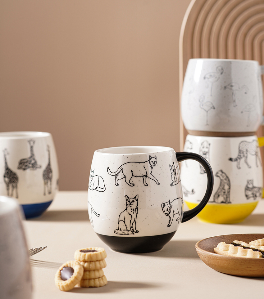Ceramic giraffe mug series