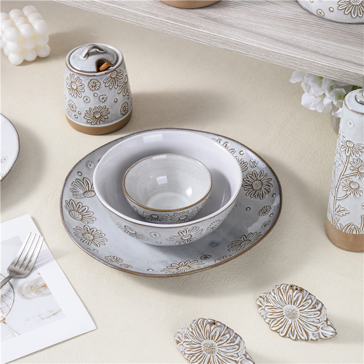 Relief patterned tableware series made of ceramic