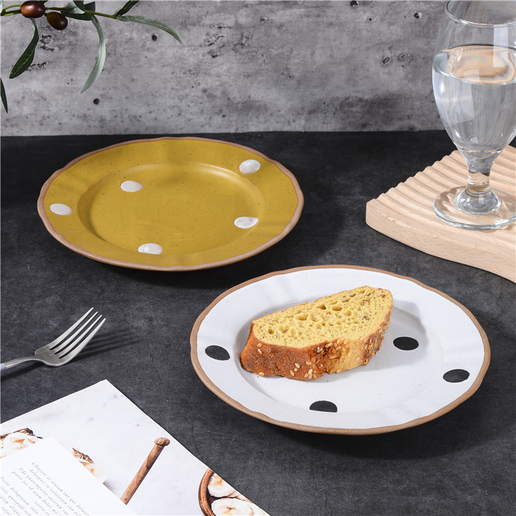 Ceramic polka dot disc series