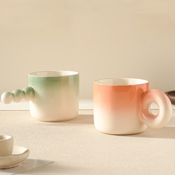 Ceramic gradient four-color mug