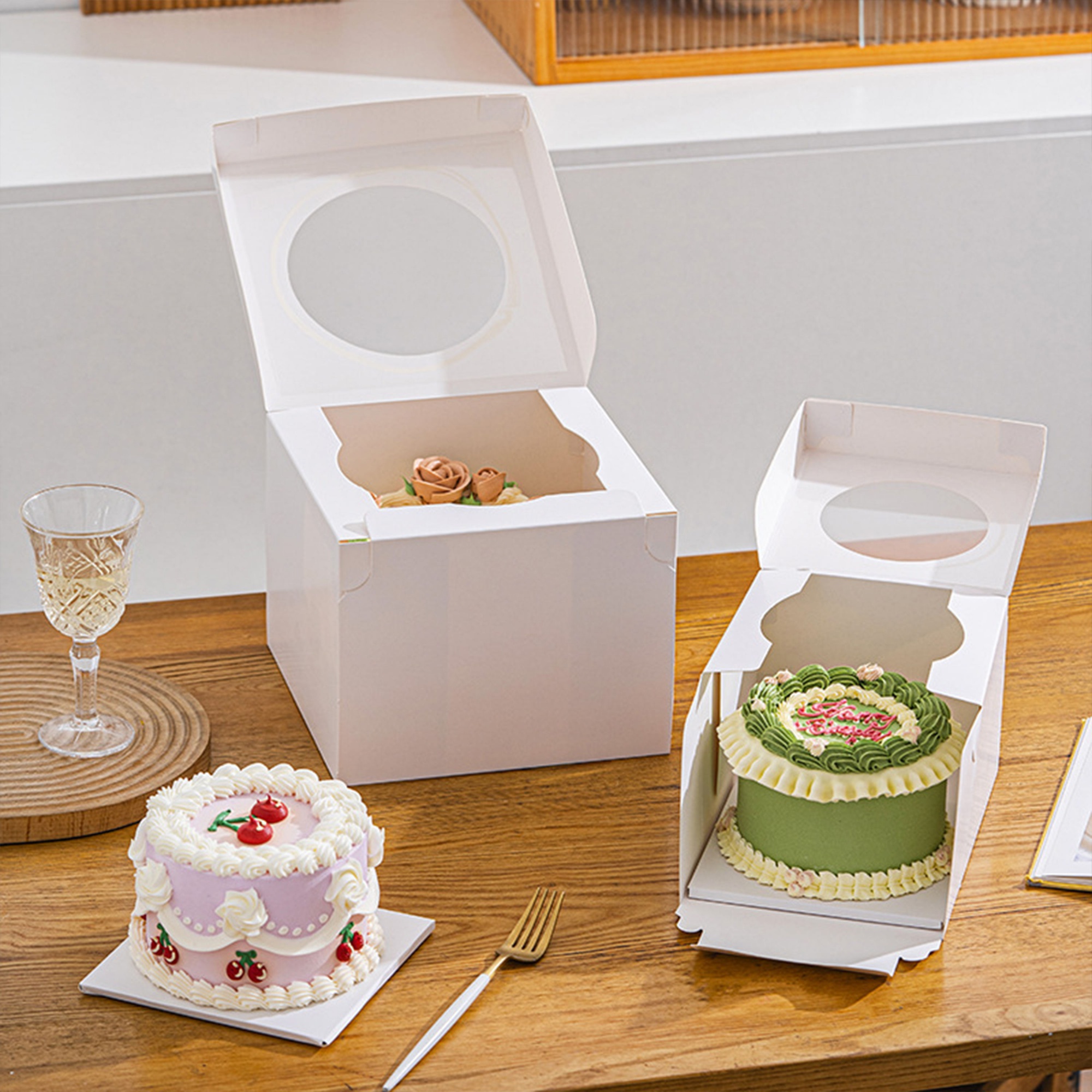 Customisable Kraft Twinkie Boxes Food Safe Bakery Birthday Cake Displays Cupcake Trays Different Laminate with Plastic Windows