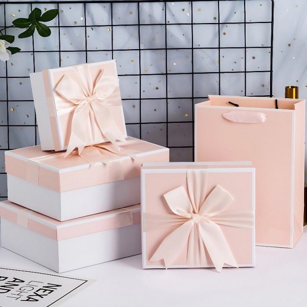 Luxury Magnetic Closure Perfume Box Customizable Cosmetic Jewelry Gift Packaging