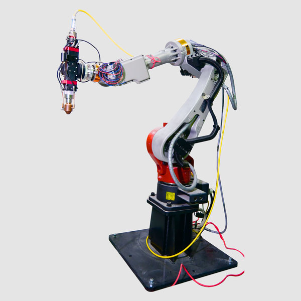 增减符合材制造机器人系统<br>集成3D打印、精密加工与智能检测一体化平台