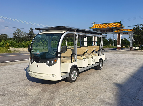 Solar-powered sightseeing vehicle charging precautions