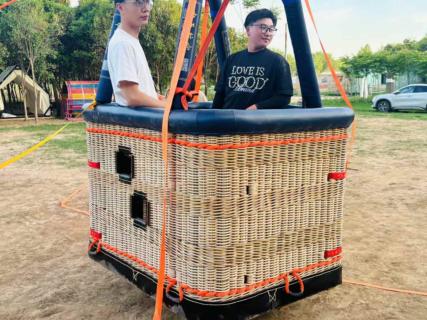10个热气球客户的培训，今天终于把最后一位客户的任务完成，明天返程，顺祝大家五一节、出行平安，安全飞行！