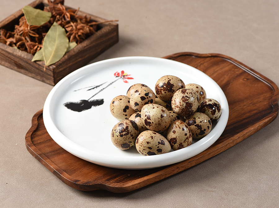 Five-spice quail eggs canned food