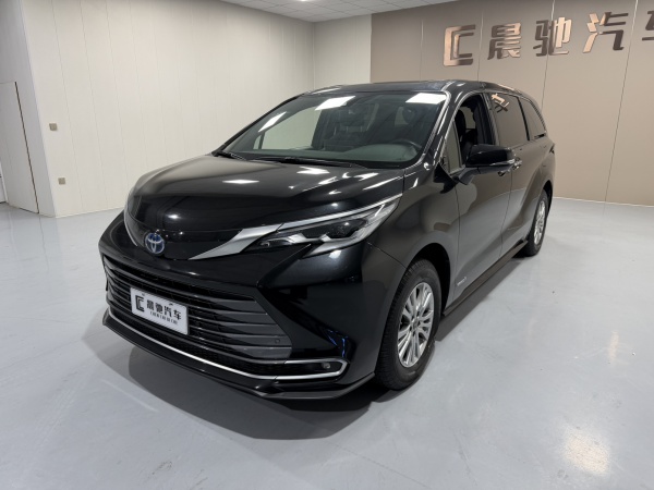 Toyota Sienna  Configuration:2021 2.5L Hybrid Premium Edition