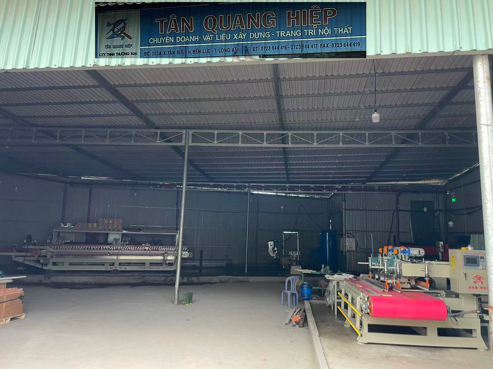 Vietnam CONG TY TNHH THUONG MAI TAN QUANG HIEP company's live photo shoot on the