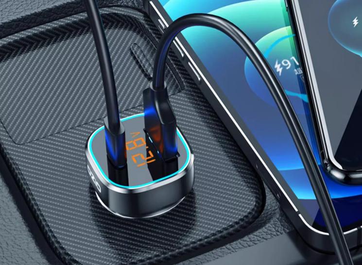 The car charger is super fast and comes with a PD dual wire car cigarette lighter, suitable for Apple Huawei.