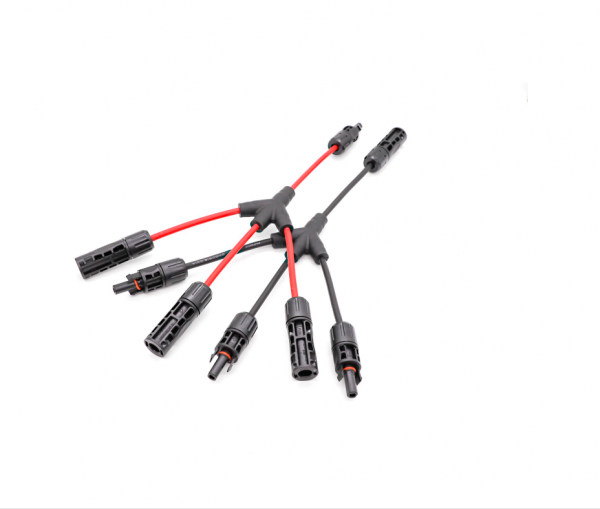 3 to 1 Y Branch Connector PV005-3T1 1500V