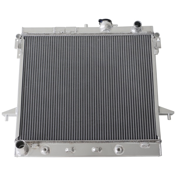 3 Row Aluminum Radiator For 06-12 Chevy Colorado GMC Canyon Hummer H3/H3T 3.5 3.7 5.3L