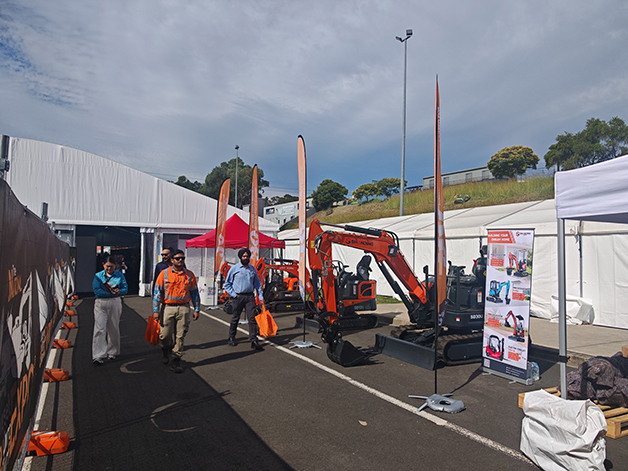 Setting Sail Overseas | Shanding Group Attends the 2026 Australian International Construction Machinery Exhibition
