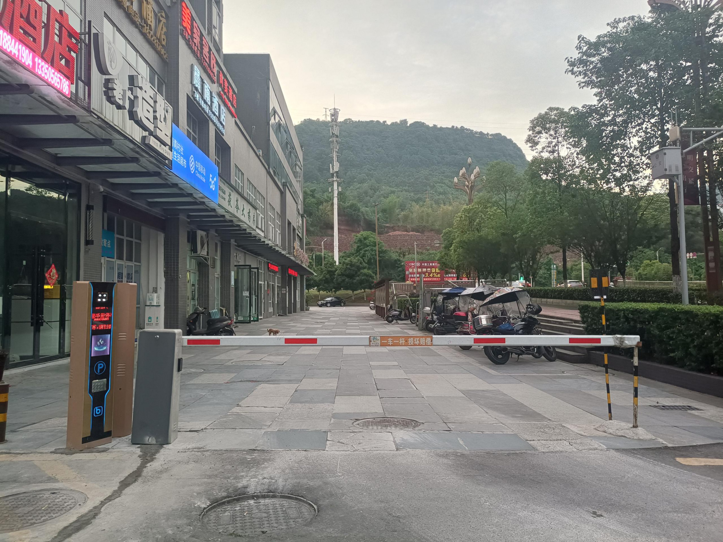 智慧停车云平台哪家好，微泊云盟赋能豫鄂湘车场高效运营