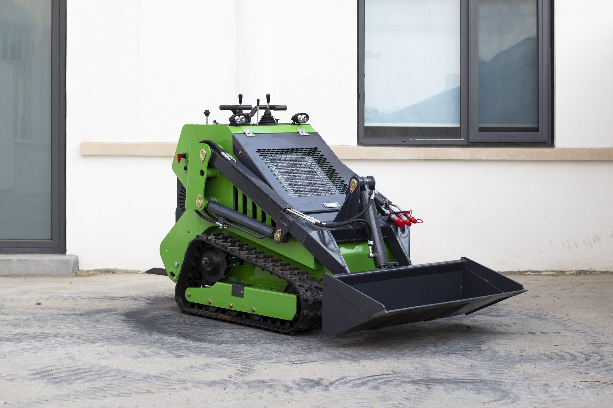 HZ380 skid steer loader