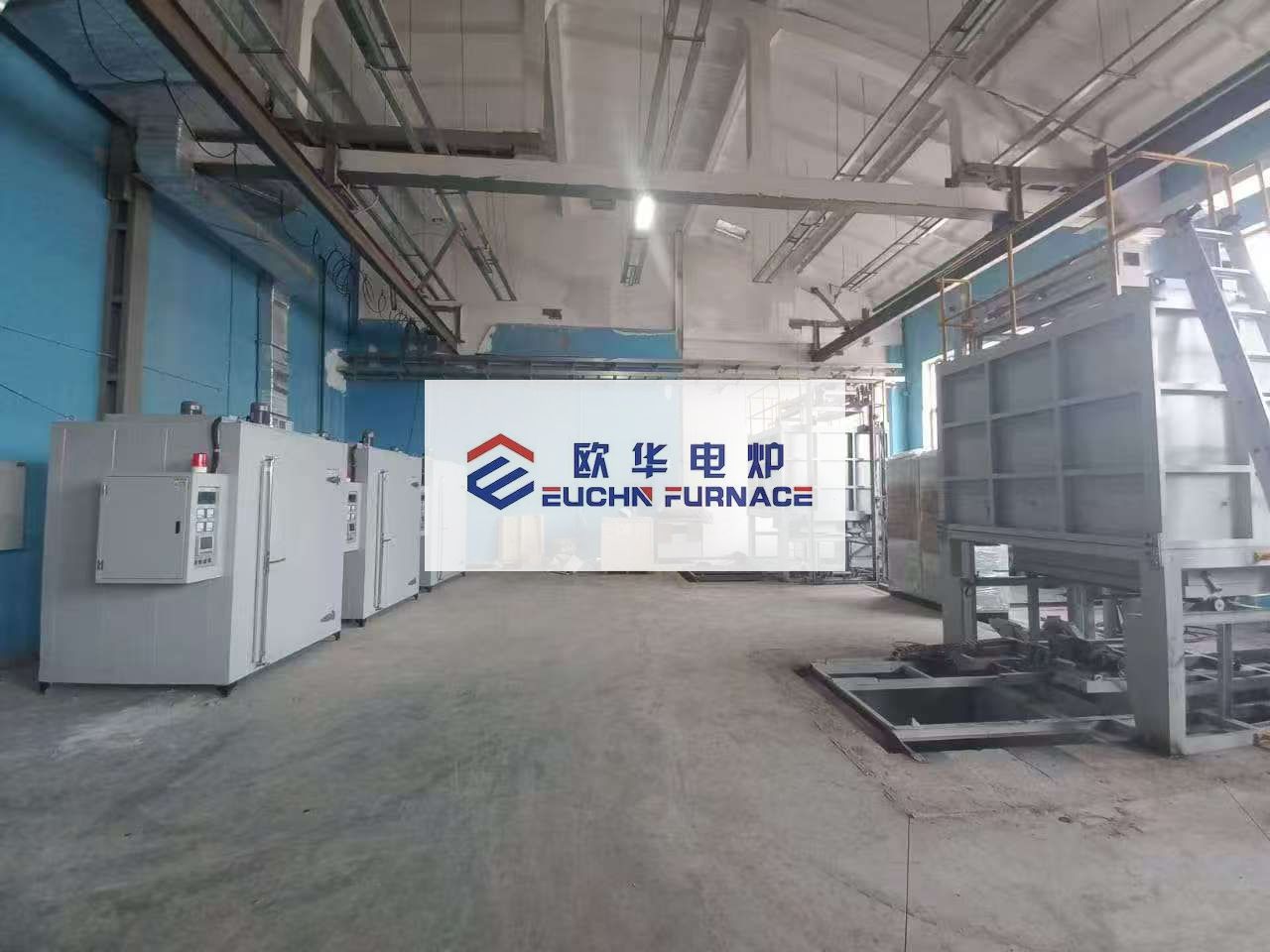 Con un enfoque reforzado en el mercado ruso, los hornos de fondo inclinado para el tratamiento térmico de solución de aluminio y el enfriamiento vertical se han exhibido en la principal región industr