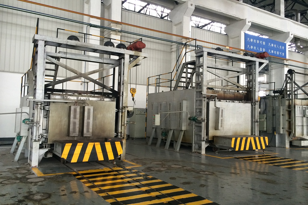 Horno de resistencia de hogar tipo bogie