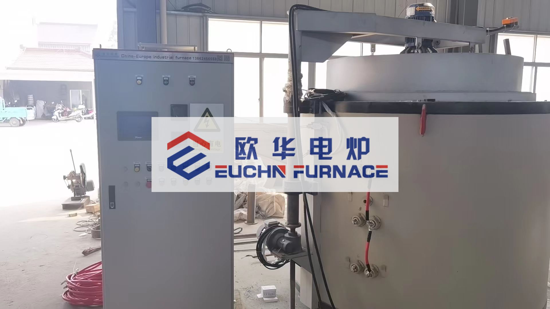 O forno de têmpera em poço produzido por nossa empresa para clientes foi oficialmente enviado hoje.