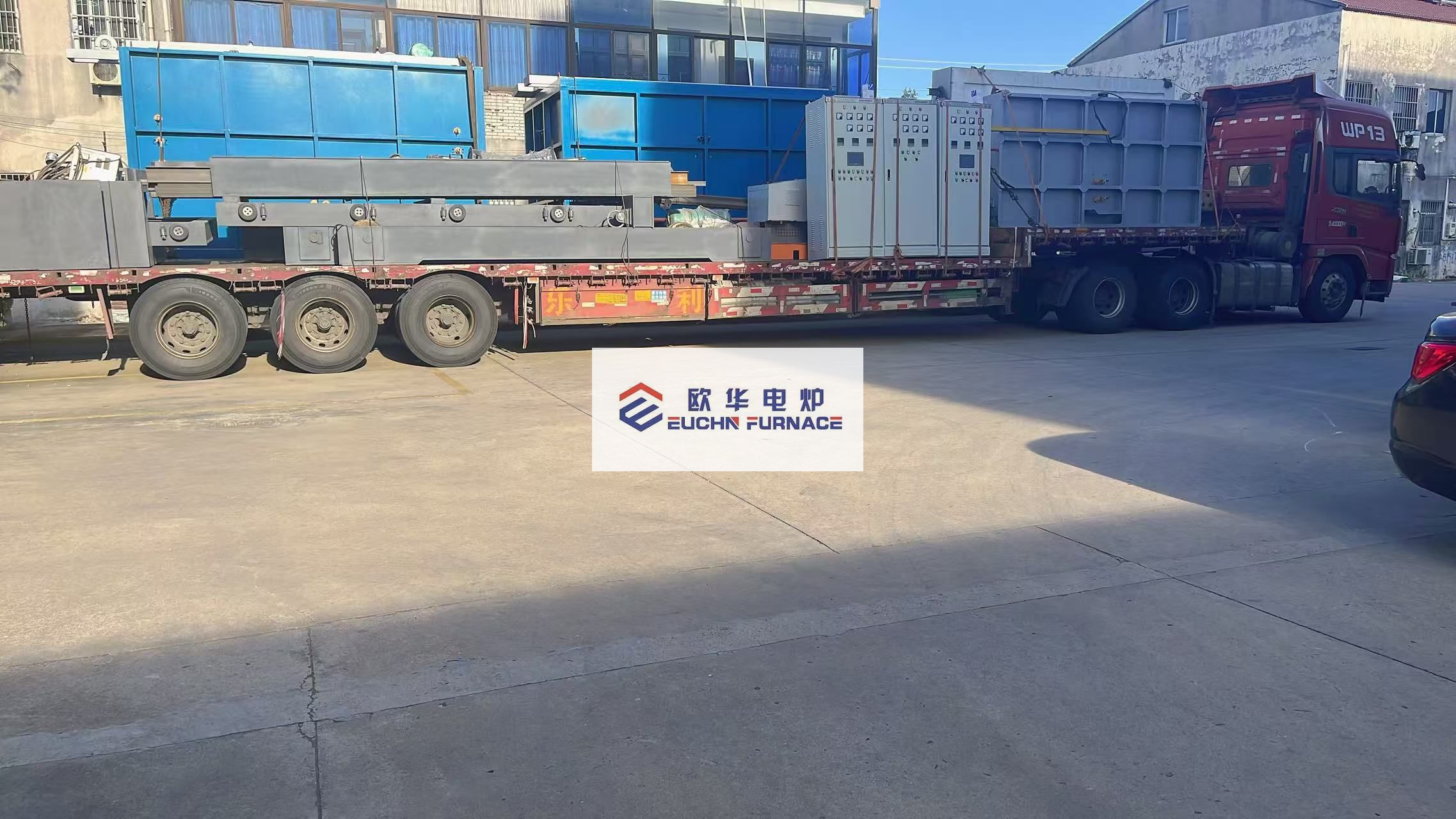 Nossa empresa entregou com sucesso a linha de produção de tratamento térmico em forno de resistência tipo empilhadeira.